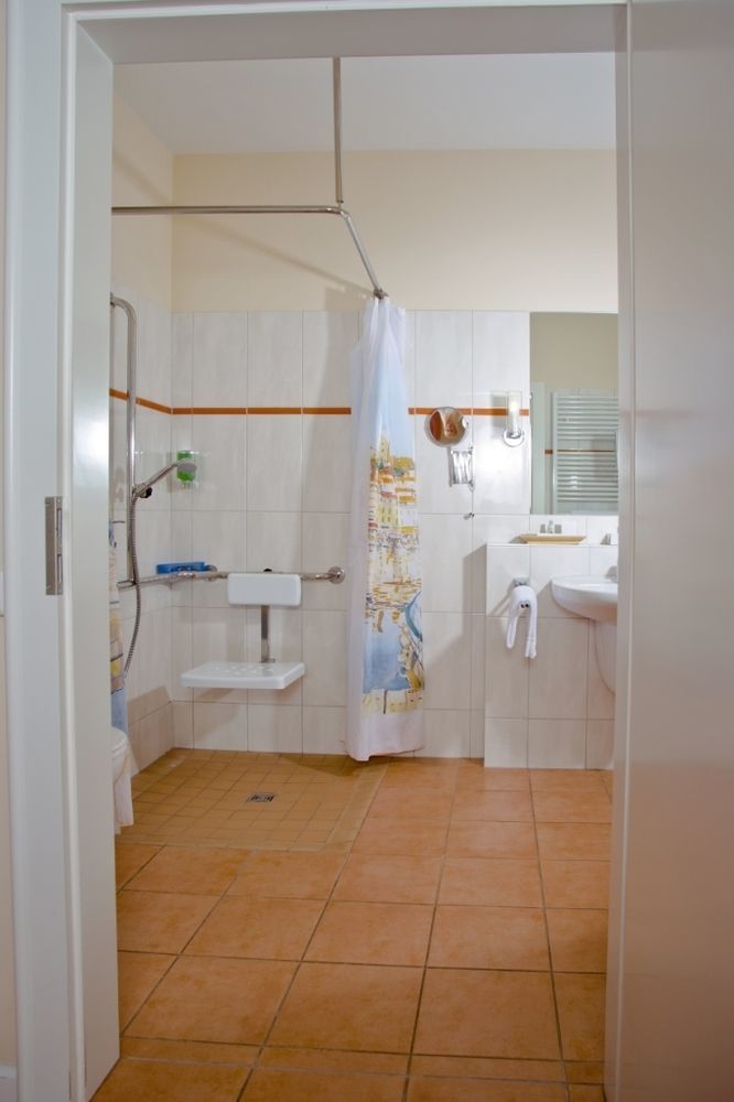 Rotenberg Pt Hotel Витлих Екстериор снимка