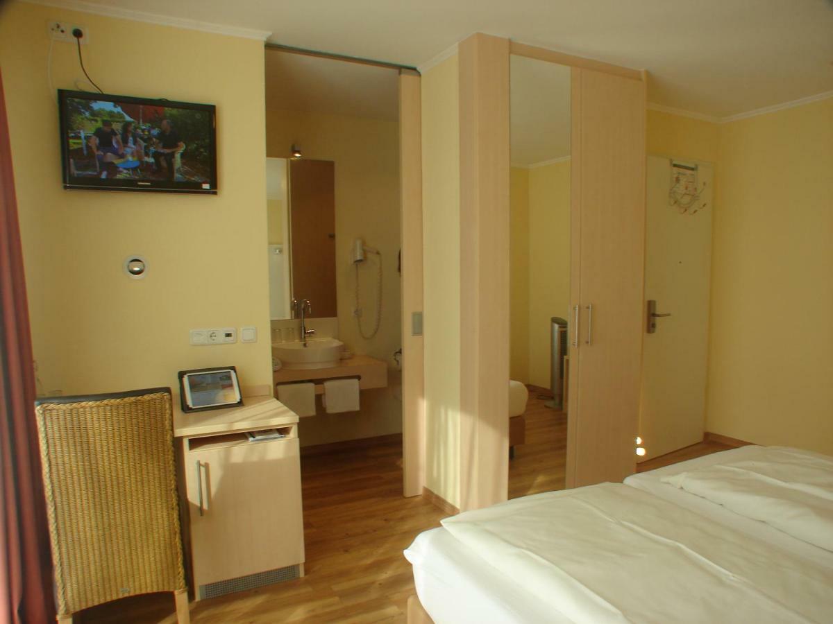 Rotenberg Pt Hotel Витлих Екстериор снимка