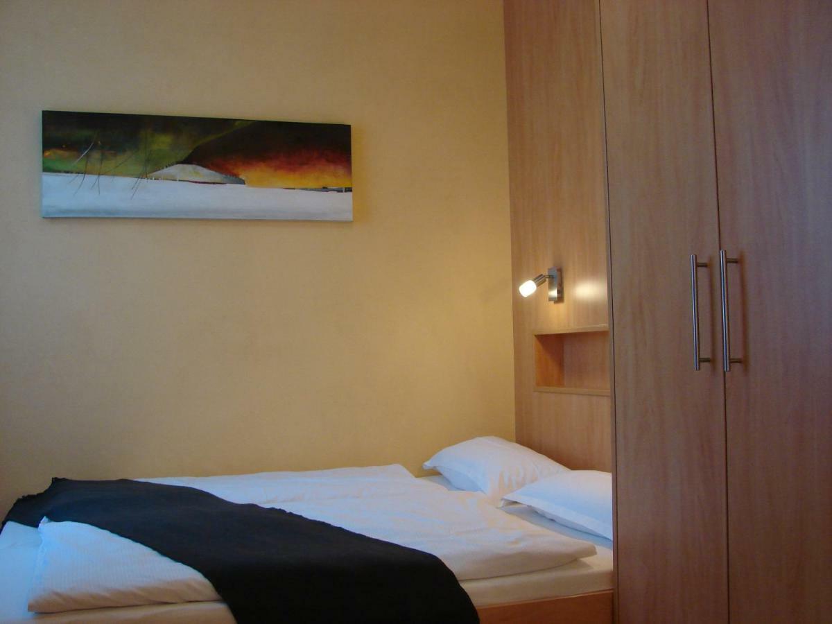 Rotenberg Pt Hotel Витлих Екстериор снимка